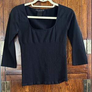 Laundry By Shelli Segal Black stretchy top